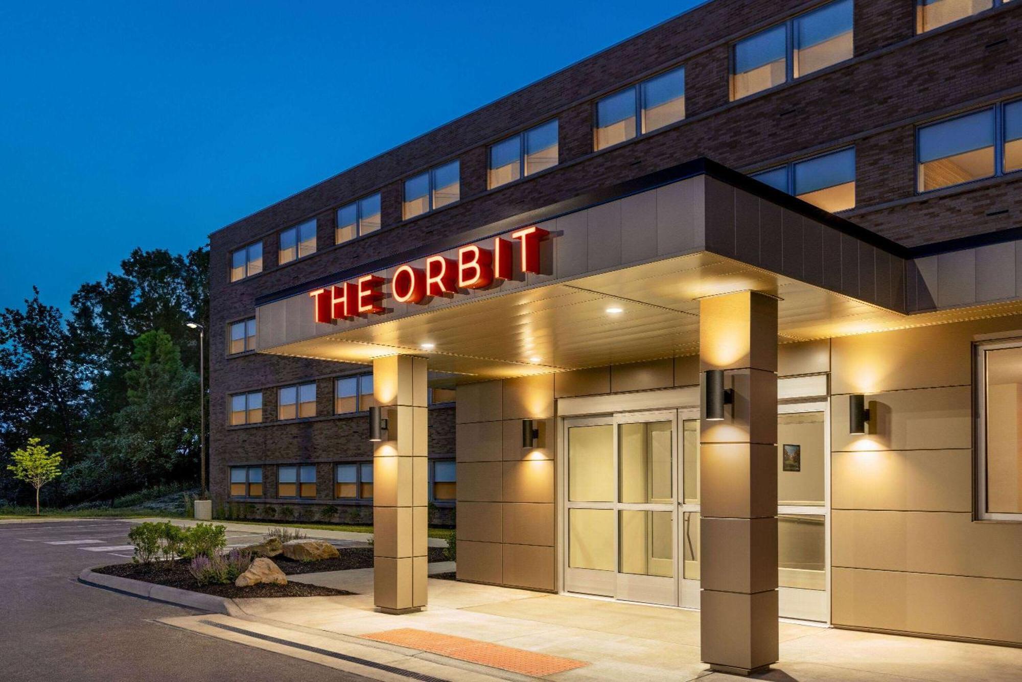 The Orbit Hotel, Trademark Collection By Wyndham Fairview Park ภายนอก รูปภาพ